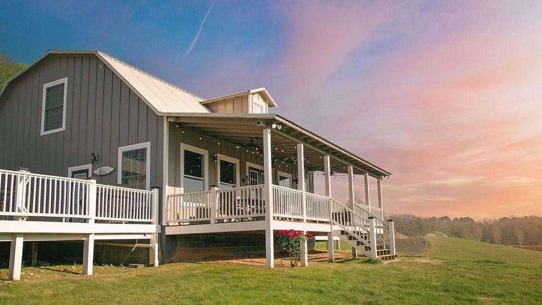 The Milkbarn at Cedar Pond Farms, a restored dairy barn now a farm-stay unit