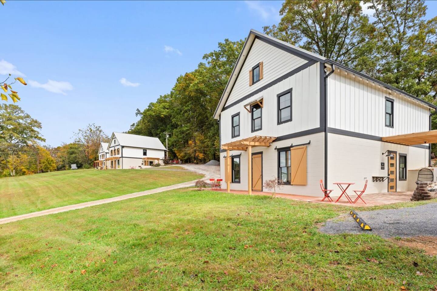 Inside Barndo 1B, a three-bedroom barndominium at Cedar Pond Farms — our fluffy Highland cow farm just outside the Smoky Mountains.