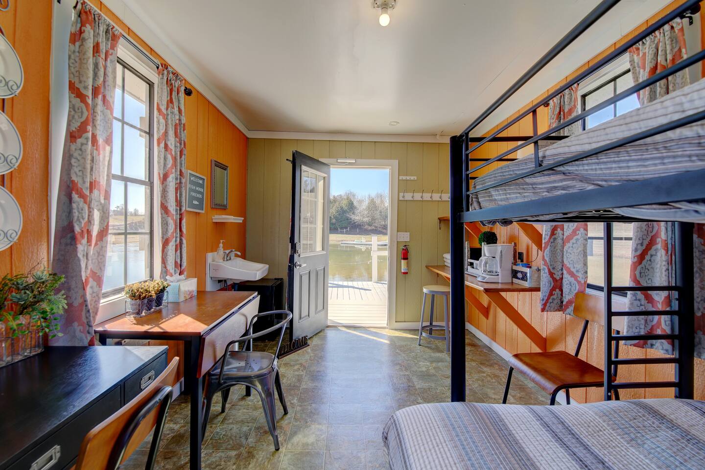 A look around FishHouse Tiny Home, one of the lakeside tiny home stays guests book for a farm weekend in the Tennessee foothills near the Smokies.