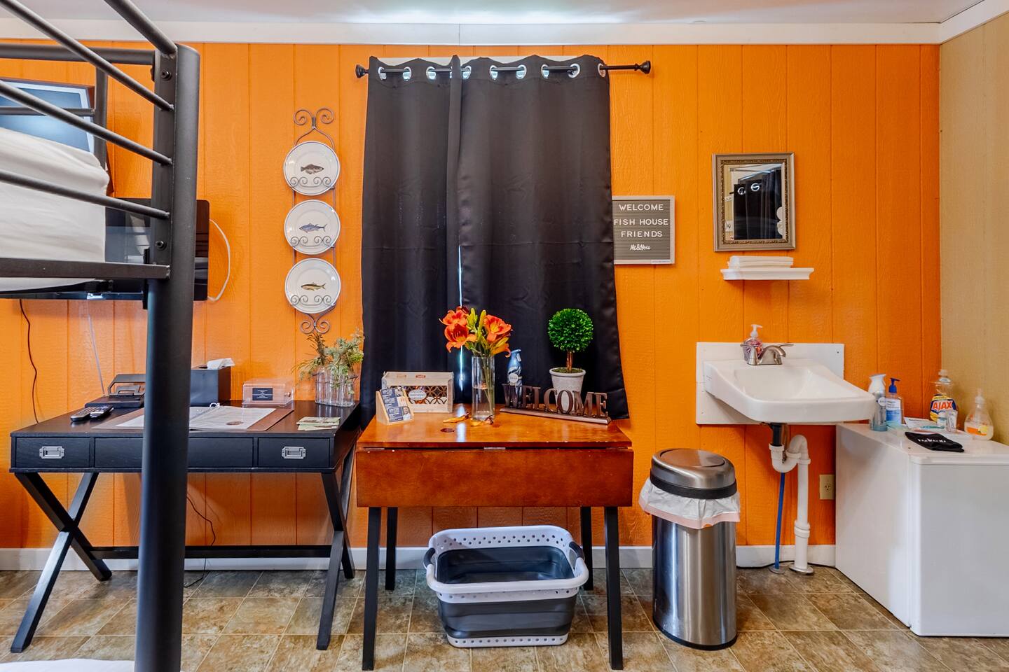 Inside FishHouse Tiny Home, a lakeside tiny home at Cedar Pond Farms — our fluffy Highland cow farm just outside the Smoky Mountains.