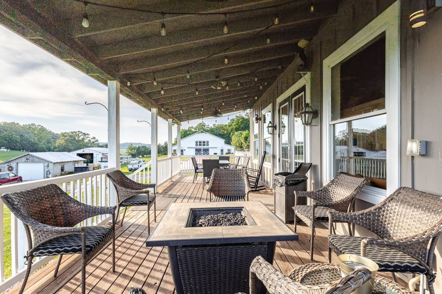 A look around Milkbarn Farm Stay, one of the converted milk barn farmhouse stays guests book for a farm weekend in the Tennessee foothills near the Smokies.
